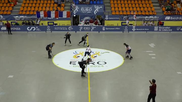 #WSERinkhockey #U17WSEEuro - Under 17 Men and Women WSE European Championships - Olot 2024 (Spain) - from 15 to 20 July 2024 - 3rd matchday – Thursday 18 July 2024 | 09:30 - Women - Germany x France | 11:15 - Women - Italy x Portugal | 13:00 - Men - Quarterfinal #4 - Germany x France | 15:00 - Men - Quarterfinal #3 - Switzerland x Italy | 17:00 - Men - Quarterfinal #1 - Portugal x Austria | 19:00 - Women - Spain x England | 20:45 - Men - Quarterfinal #2 - Spain x England